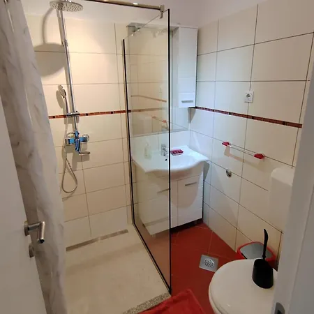 Lighthouse - A3 Twobedroom With Sea View Apartment